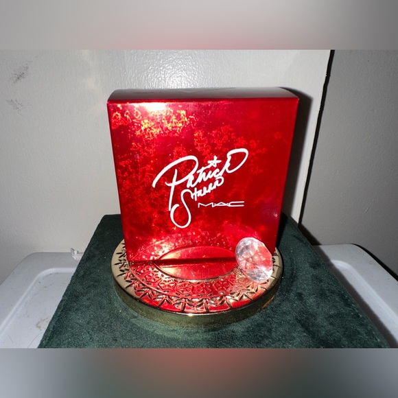 MAC Patrick’s Powder Set Powder - Picture 1 of 5